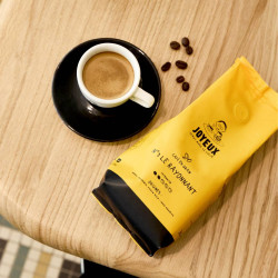 Cafe_Grains_Rayonnant_Cafe_Joyeux_Lifestyle