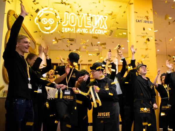 Inauguration du Café Joyeux Axa