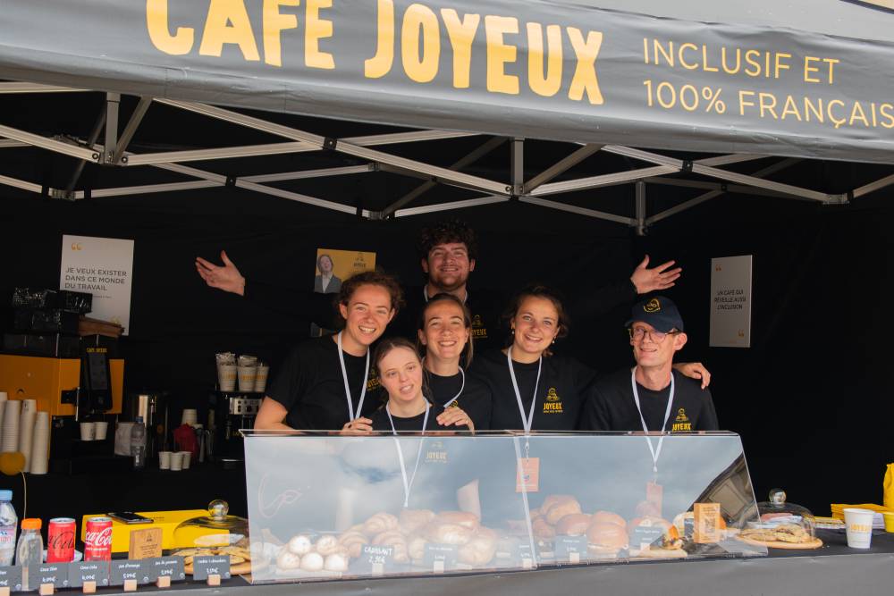 Café Joyeux installe un café éphémère à l'Elysée à l'occasion de l'exposition FABRIQUE EN FRANCE